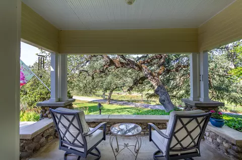 Exterior - 40926 Old Three Rivers Rd, Three Rivers, CA 93271 photo 2 of 20