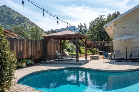 Exterior - 40926 Old Three Rivers Rd, Three Rivers, CA 93271 photo 15 of 20