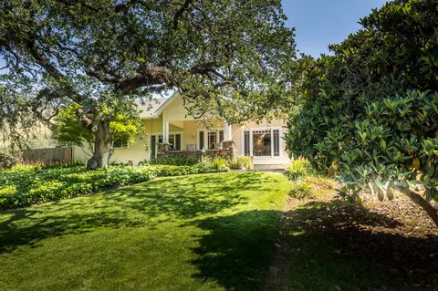 Exterior - 40926 Old Three Rivers Rd, Three Rivers, CA 93271 photo 6 of 20