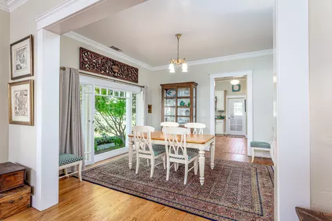 Dining - 40926 Old Three Rivers Rd, Three Rivers, CA 93271 photo 1 of 2
