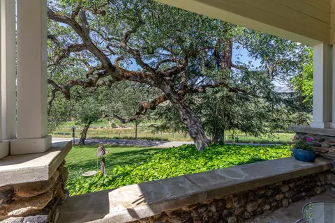 Exterior - 40926 Old Three Rivers Rd, Three Rivers, CA 93271 photo 3 of 20