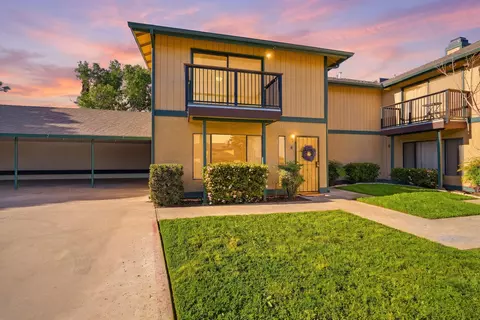 331 N Capitola Ct #4, Porterville, CA 93257