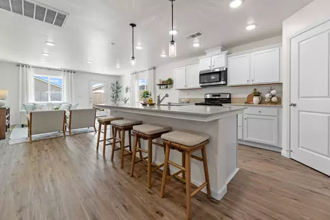 Kitchen - 30774 Azalea Rd, Visalia, CA 93291 photo 1 of 2
