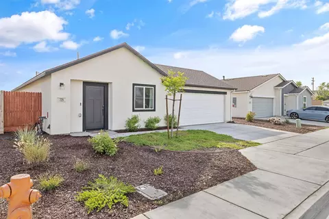 Exterior - 725 James Ave, Corcoran, CA 93212 photo 3 of 9