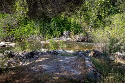 Exterior - 44335 North Frk, Three Rivers, CA 93271 photo 13 of 20