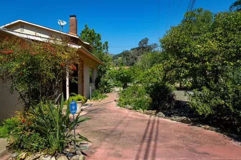 Exterior - 44335 North Frk, Three Rivers, CA 93271 photo 6 of 20