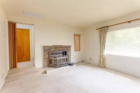 Living - 44335 North Frk, Three Rivers, CA 93271 photo 3 of 5