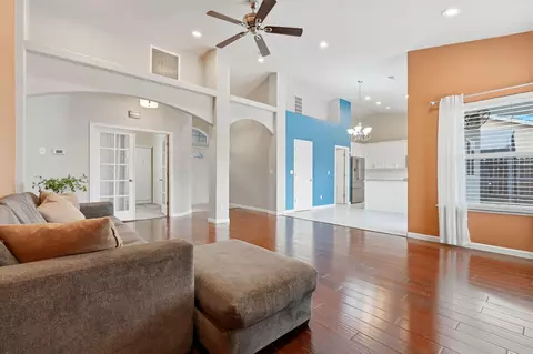 Living - 1497 Persimmon St, Lemoore, CA 93245 photo 4 of 5