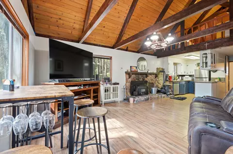Living - 1833 James Dr, Springville, CA 93265 photo 1 of 1