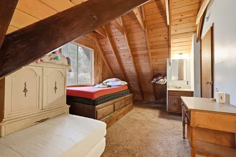 Bedroom - 1833 James Dr, Springville, CA 93265 photo 4 of 4