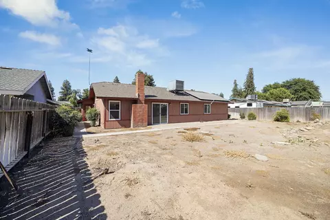 Exterior - 808 Vine St, Exeter, CA 93221 photo 4 of 4