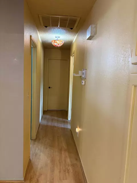 Entry Way - 808 Vine St, Exeter, CA 93221 photo 1 of 1