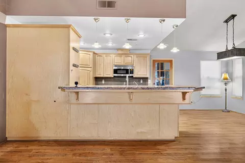 Kitchen - 808 Vine St, Exeter, CA 93221 photo 6 of 6