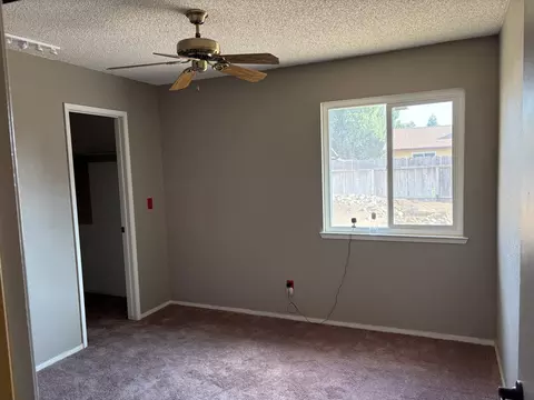 Bedroom - 808 Vine St, Exeter, CA 93221 photo 2 of 3