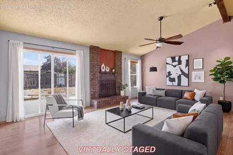 Living - 808 Vine St, Exeter, CA 93221 photo 1 of 5