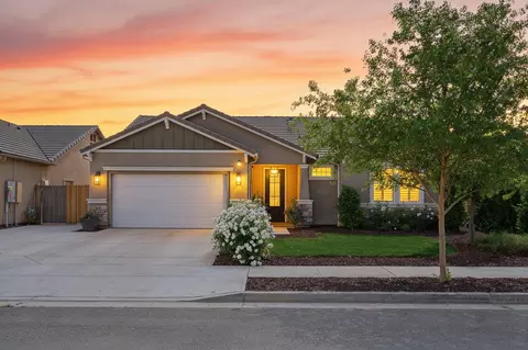 6337 W Elowin Ave, Visalia, CA 93291