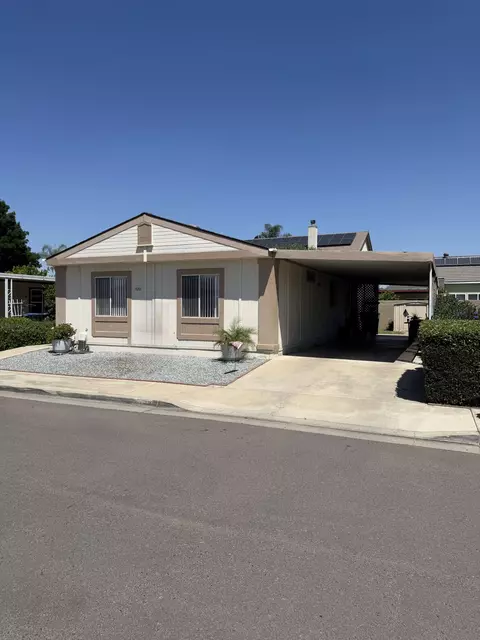 5212 W La Vida Ave # 9, Visalia, CA 93277