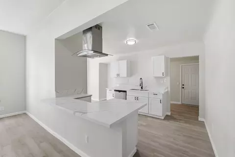 Other - 121 Elm St, Hanford, CA 93230 photo 3 of 9