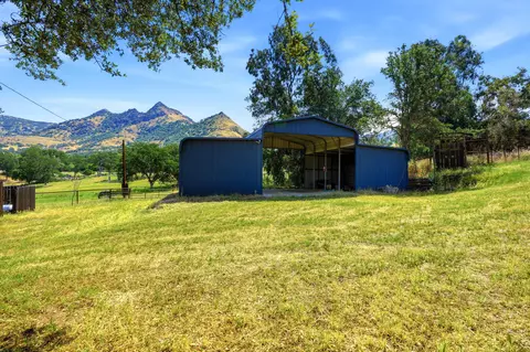 Exterior - 40716 Old Three Rivers Rd, Three Rivers, CA 93271 photo 19 of 24