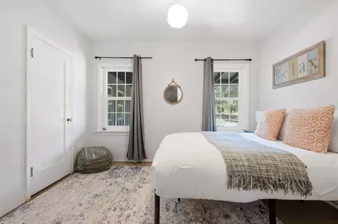 Bedroom - 40716 Old Three Rivers Rd, Three Rivers, CA 93271 photo 3 of 8