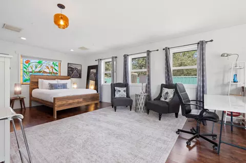 Bedroom - 40716 Old Three Rivers Rd, Three Rivers, CA 93271 photo 6 of 8