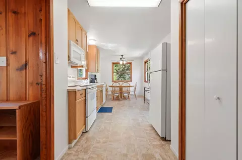 Entry Way - 44231 N Fork Dr, Three Rivers, CA 93271 photo 1 of 2