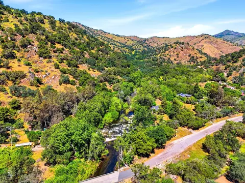 View/Area - 44231 N Fork Dr, Three Rivers, CA 93271 photo 4 of 11