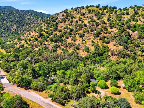View/Area - 44231 N Fork Dr, Three Rivers, CA 93271 photo 5 of 11