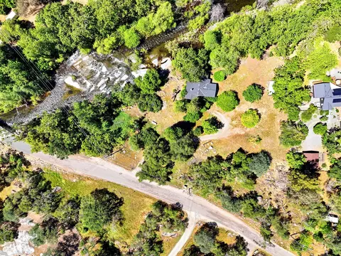 View/Area - 44231 N Fork Dr, Three Rivers, CA 93271 photo 6 of 11