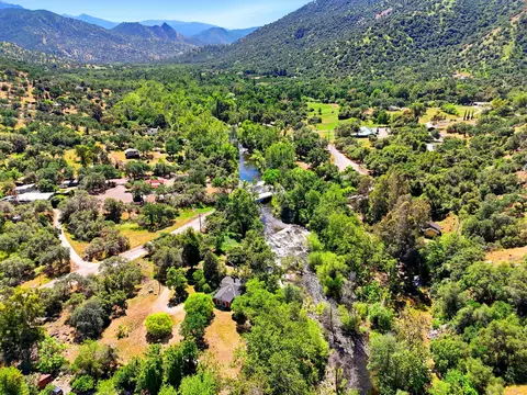 View/Area - 44231 N Fork Dr, Three Rivers, CA 93271 photo 7 of 11