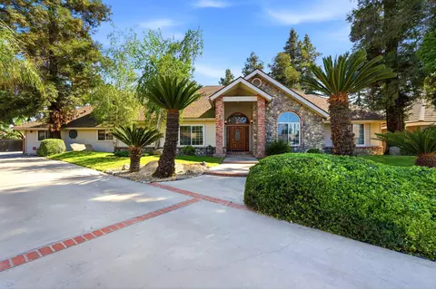 412 N Kanai Dr, Porterville, CA 93257