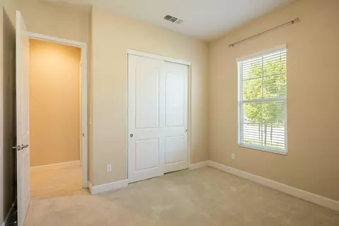 Bedroom - 3636 Elberta Cir, Dinuba, CA 93618 photo 5 of 11
