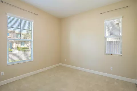 Bedroom - 3636 Elberta Cir, Dinuba, CA 93618 photo 6 of 11