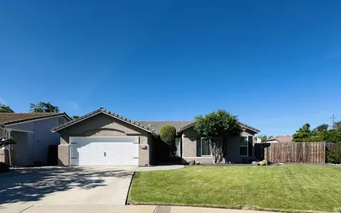 746 W Willow, Hanford, CA 93230