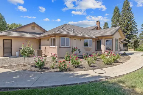 Exterior - 315 Valley View Dr, Exeter, CA 93221 photo 15 of 22