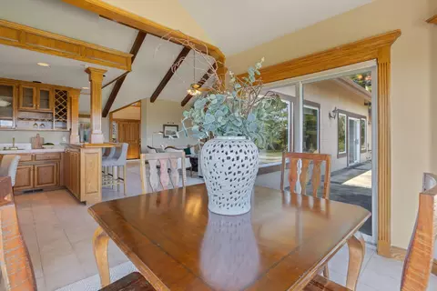 Dining - 315 Valley View Dr, Exeter, CA 93221 photo 4 of 9