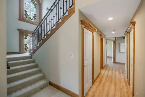 Entry Way - 315 Valley View Dr, Exeter, CA 93221 photo 13 of 17