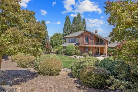 Exterior - 315 Valley View Dr, Exeter, CA 93221 photo 5 of 22