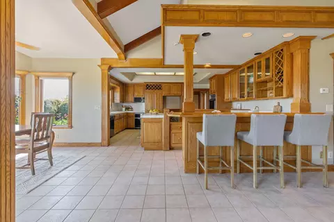 Kitchen - 315 Valley View Dr, Exeter, CA 93221 photo 1 of 7