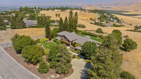 View/Area - 315 Valley View Dr, Exeter, CA 93221 photo 6 of 7