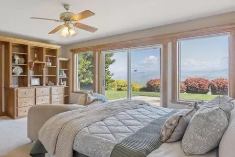 Bedroom - 315 Valley View Dr, Exeter, CA 93221 photo 5 of 6