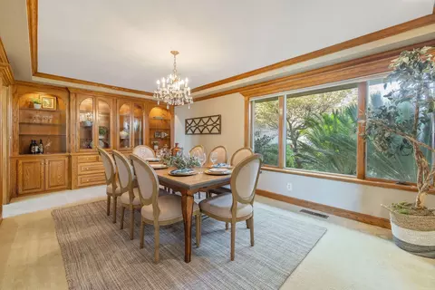 Dining - 315 Valley View Dr, Exeter, CA 93221 photo 7 of 9