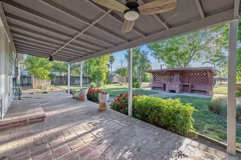 Exterior - 8518 12th Ave, Hanford, CA 93230 photo 7 of 27