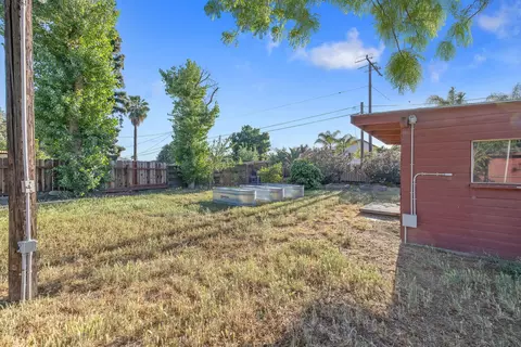 Exterior - 8518 12th Ave, Hanford, CA 93230 photo 18 of 27