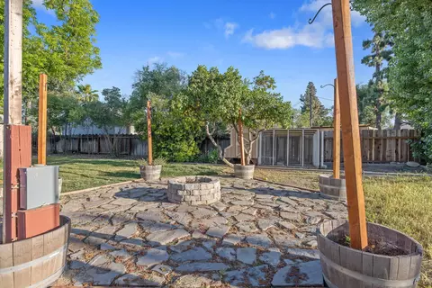 Exterior - 8518 12th Ave, Hanford, CA 93230 photo 27 of 27
