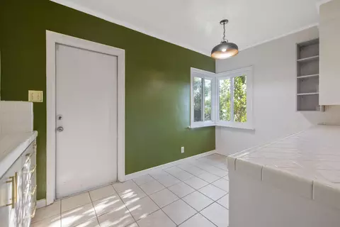 Kitchen - 8518 12th Ave, Hanford, CA 93230 photo 3 of 5