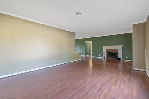 Living - 8518 12th Ave, Hanford, CA 93230 photo 5 of 8