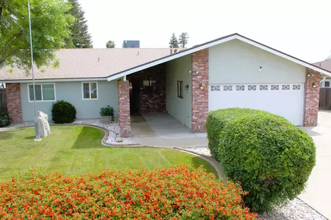 610 Wellington St, Porterville, CA 93257