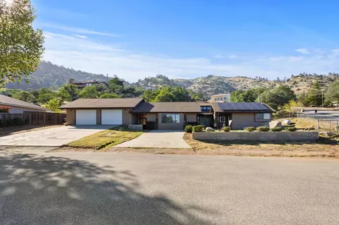 21601 Hidden Canyon Dr, Tehachapi, CA 93561 photo 8