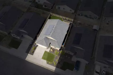 7114 Avenue 310, Visalia, CA 93291